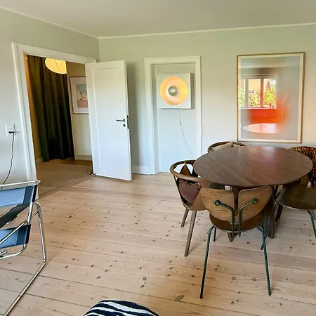Bright Flat Close To Metro In Frederiksberg *